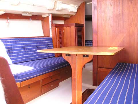 Catalina 27, 1985 sailboat