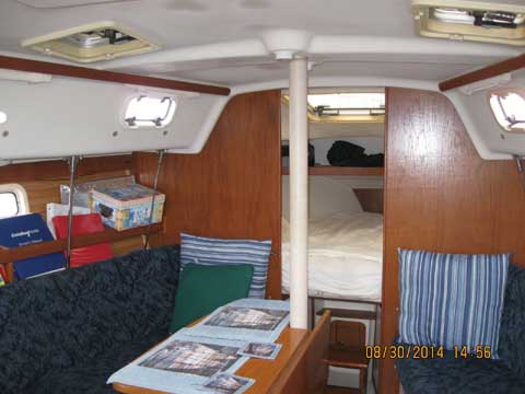 Catalina 28 Mk II, 1998 sailboat