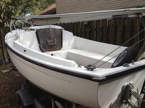 Com-Pac 16, 1982 sailboat