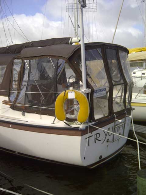 Com-Pac 27, 1986 sailboat