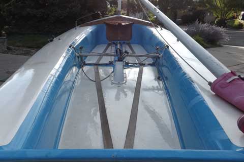 Coronado 15, 1976 sailboat