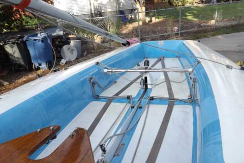 Coronado 15, 1976 sailboat