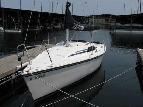 Hunter 23, 1990 sailboat