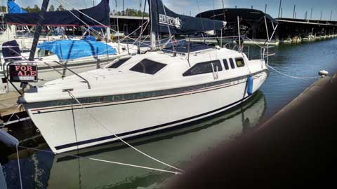 Hunter H260, 1999 sailboat