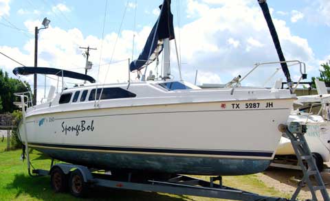 Hunter 260, 2000 sailboat