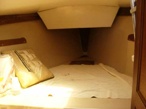 Laguna 26, 1982 sailboat