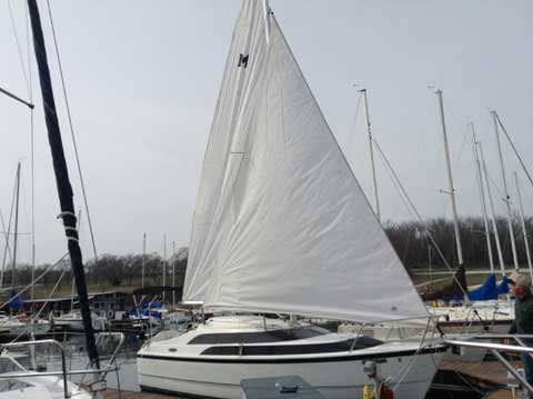 MacGregor 26M, 2006 sailboat