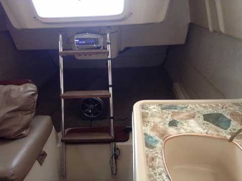 MacGregor 26M, 2006 sailboat