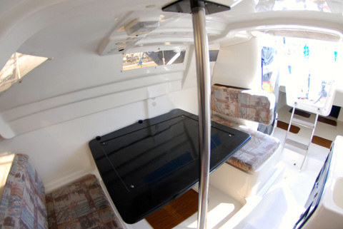 MacGregor 26X, 2001 sailboat