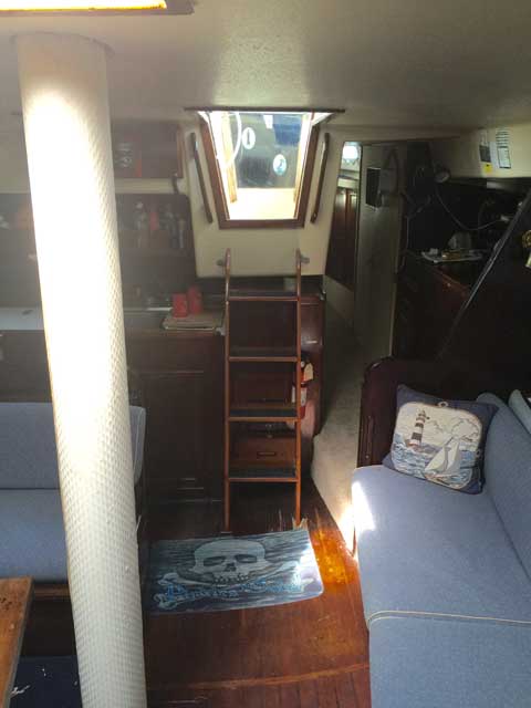 Morgan Out Island, 41 ft., 1979 sailboat