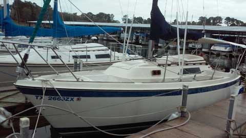 O'day 25, 1983 sailboat