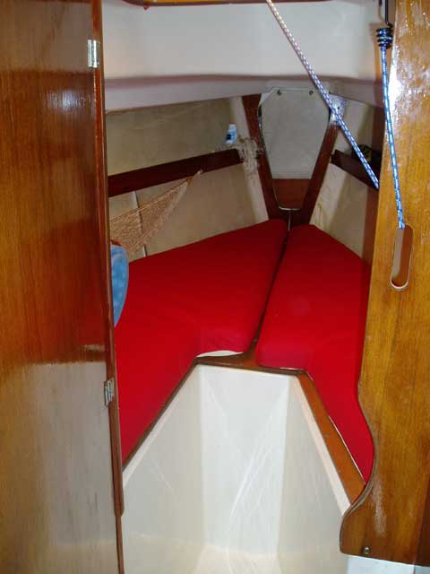 Pearson 28-1, 1980 sailboat
