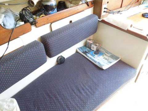 Pearson 30, 1976 sailboat