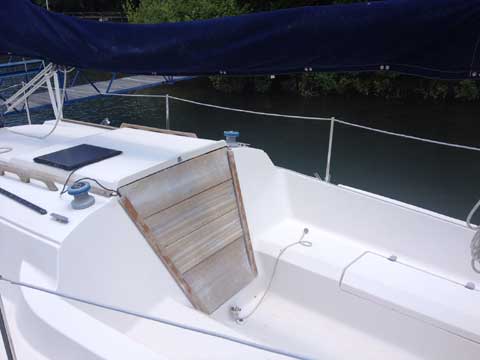 Precision 23, 1989 sailboat