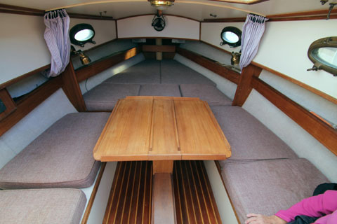 Sea Pearl 28, 1993 sailboat