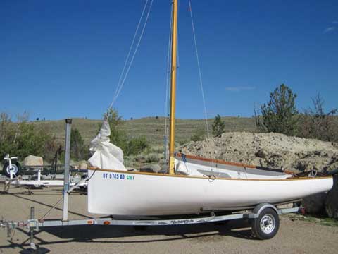 Thistle 17, 1962 sailboat