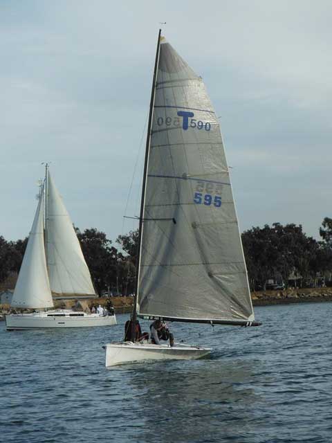 Thompson T590, 2000 sailboat