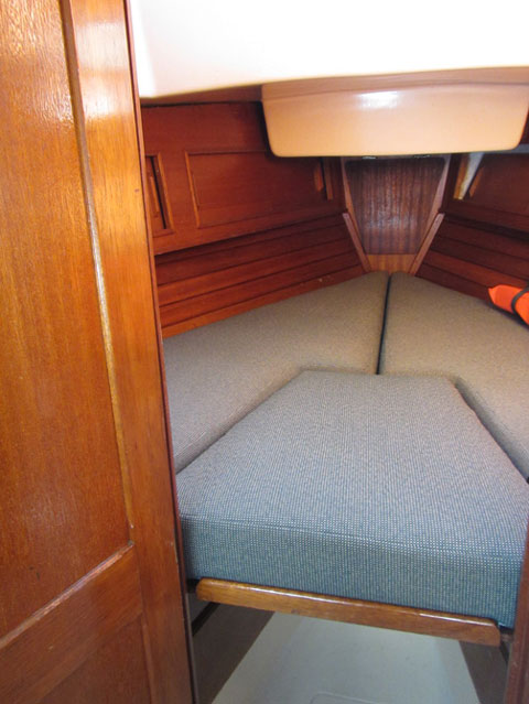 Bristol 29.9, 1978 sailboat