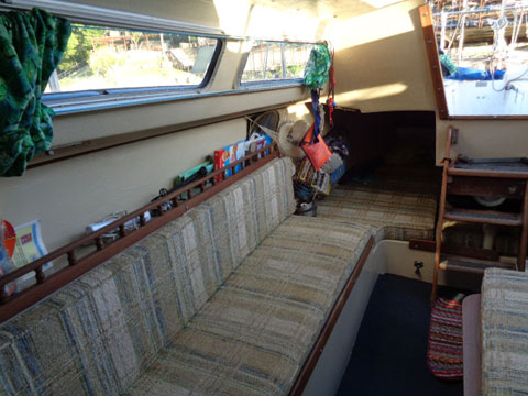 Catalina 25 Tall rig swing keel, 1980 sailboat