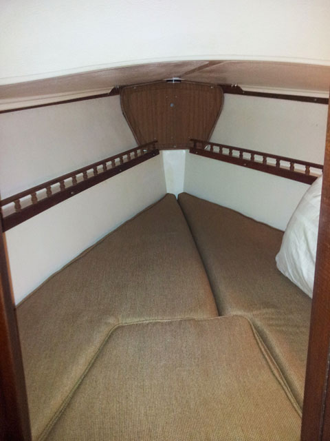 Catalina 27 Tall Rig, 1977 sailboat