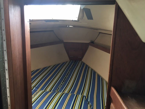 Catalina 30, 1984 sailboat