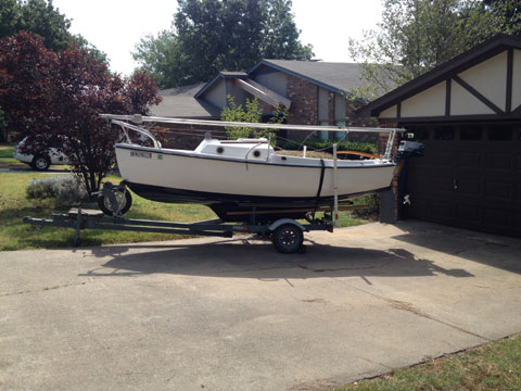 Hutchins Compac 16, 1980 sailboat