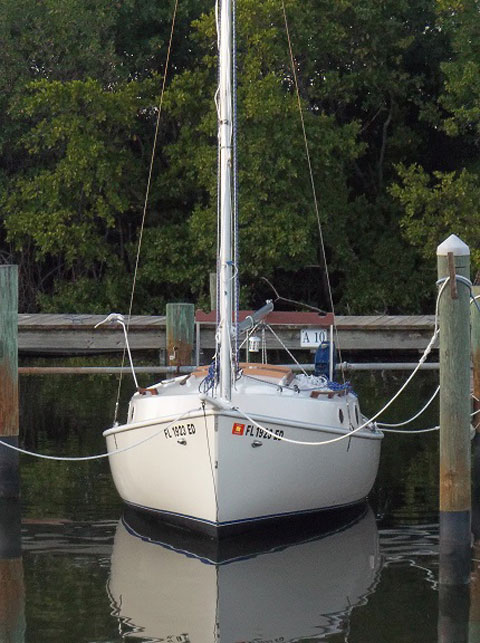 Clark Mills SunCat, 1982 sailboat
