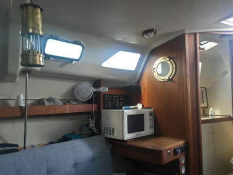 Hunter 28, 1992, Canyon Lake, Texas sailboat