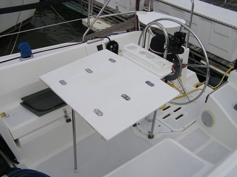 Hunter 33.5, 1990 sailboat