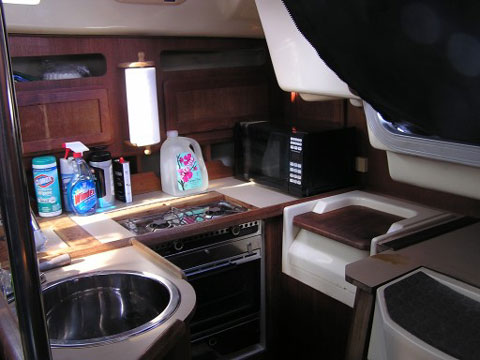 Hunter 33.5, 1990 sailboat