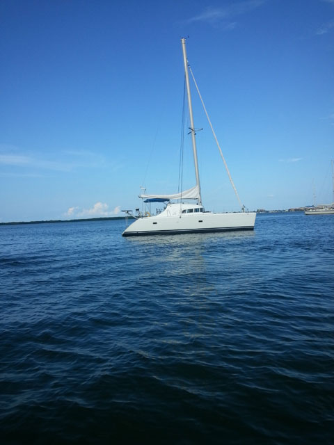 Lagoon 410, 2004 sailboat