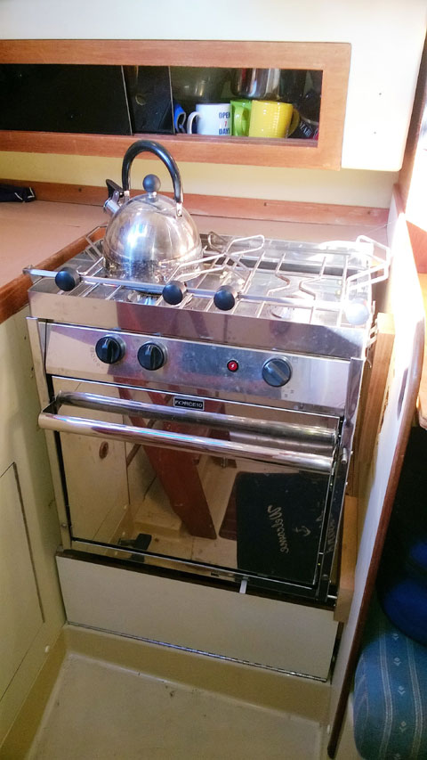 Pearson 303, 1983 sailboat