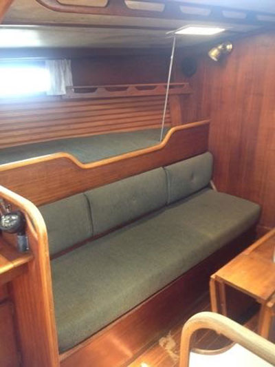 Pearson P40 masthead sloop, 1979 sailboat