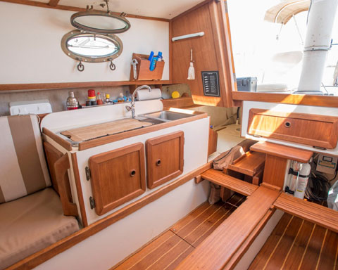 SeaPearl 28, 1993 sailboat