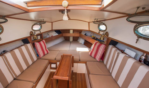 SeaPearl 28, 1993 sailboat