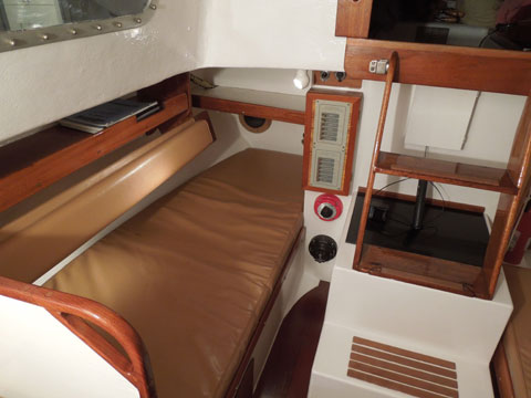 Tartan 27, 1962 sailboat