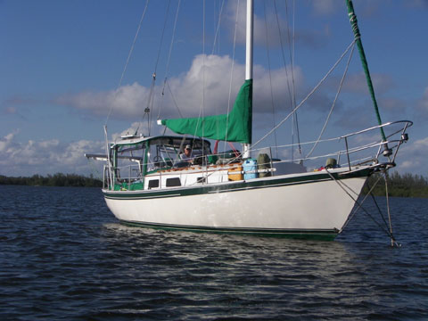 Aloha 32, 1983 sailboat