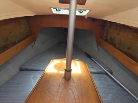 Beneteau First 235 Fin Keel, 1988 sailboat