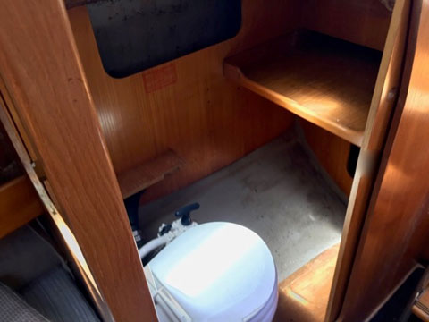 Beneteau First 235 Fin Keel, 1988 sailboat