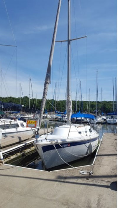 Cal 2-27, 1976 sailboat