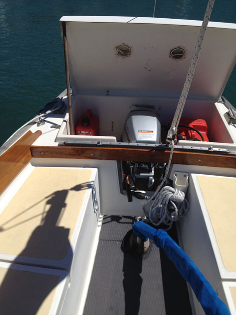 Cape Dory 25, 1975 sailboat