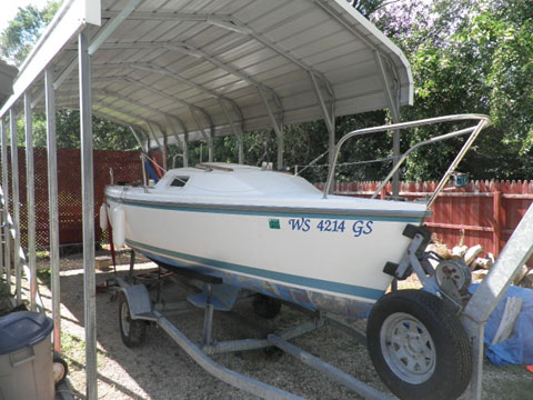 Capri 16 sailboat