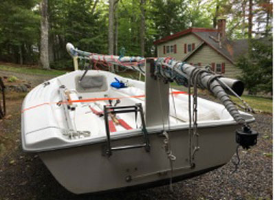 CATALINA CAPRI 16.5, 1998 sailboat
