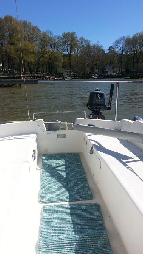 Catalina 22, 1977 sailboat