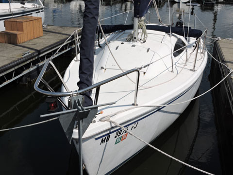 Catalina 22 Sport, 2006 sailboat