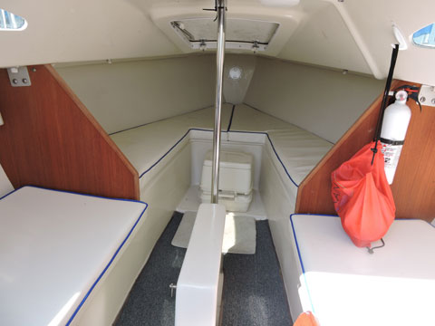 Catalina 22 Sport, 2006 sailboat