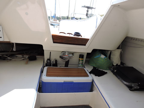 Catalina 22 Sport, 2006 sailboat