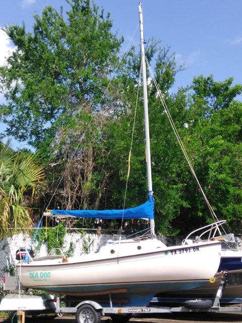 Hutchins Com-Pac 16, 1983 sailboat
