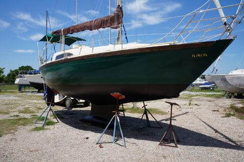 Dufour Arpege 30, 1975 sailboat