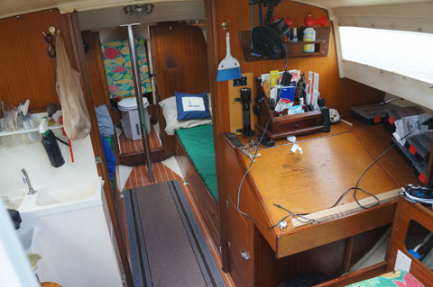 Dufour Arpege 30, 1975 sailboat